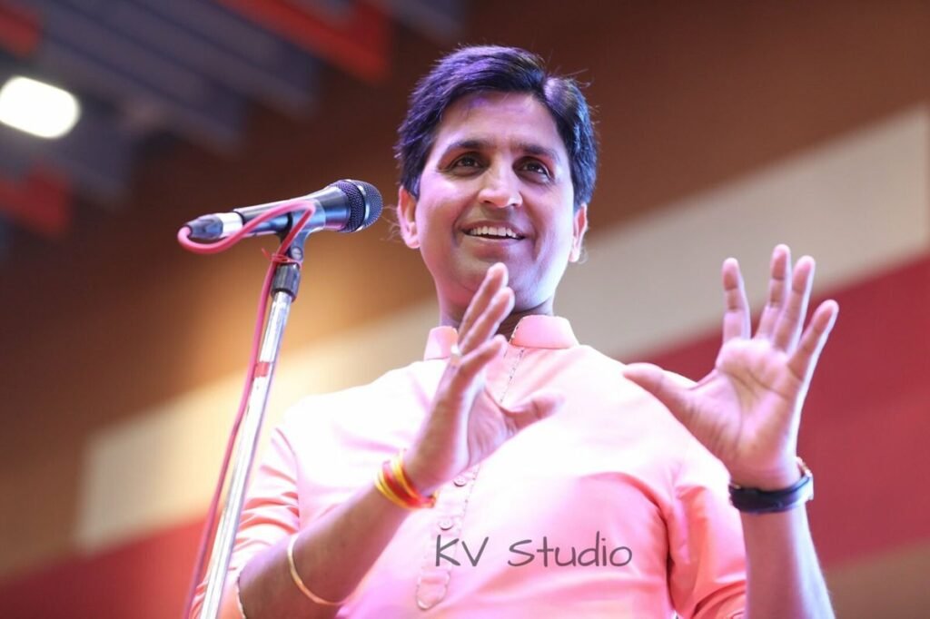 kumar vishwas wife