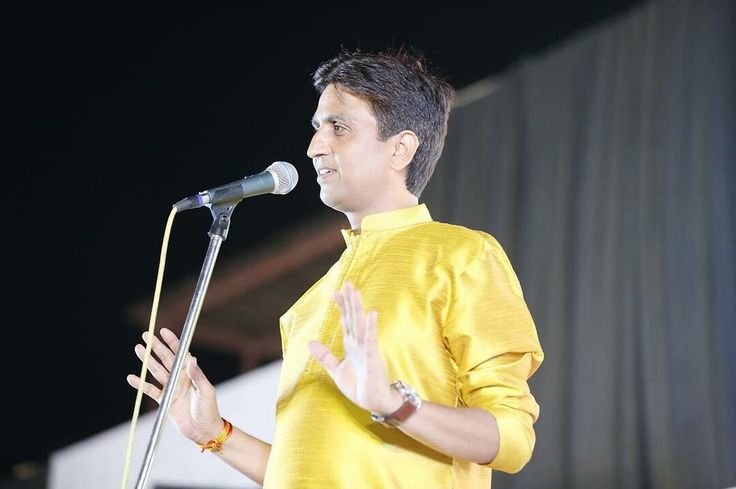 kumar vishwas wife news